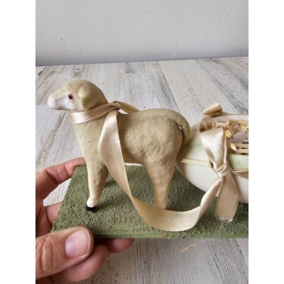 Antique? Vintage lamb egg carriage cart Easter spring decor figurine - Picture 6 of 8